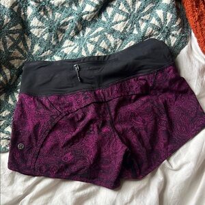 lululemon speed up low rise lined shorts